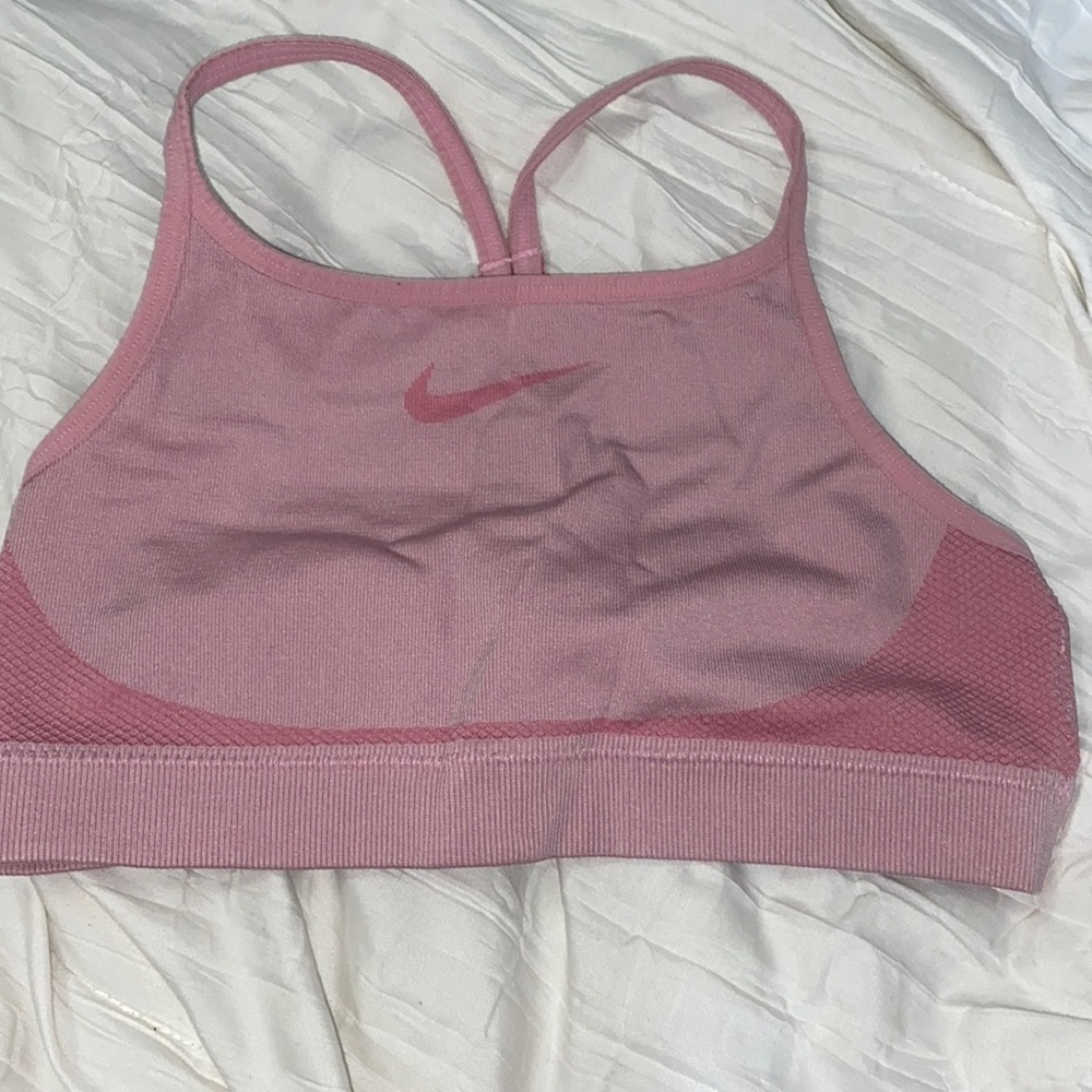 Girls Nike sports bra- pink